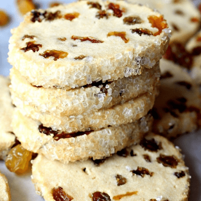 Slice And Bake Golden Raisin Butter Cookies