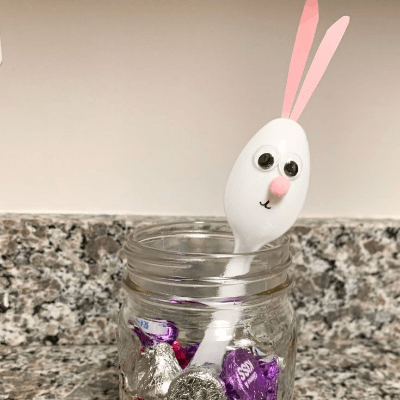 DIY bunny spoon craft