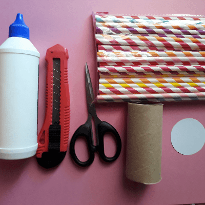 items needed to make this paper roll vase